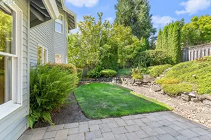 19757 Bellevue Way, West Linn, OR 97068 - Photo 35