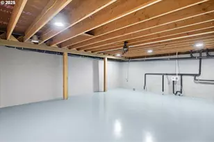 160 S 1st St, Kalama, WA 98625 - Photo 31