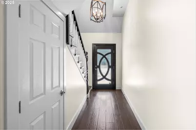 160 S 1st St, Kalama, WA 98625 - Photo 3