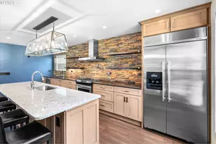 160 S 1st St, Kalama, WA 98625 - Photo 13