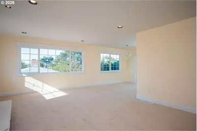 4134 NE 131st Pl NE, Portland, OR 97230 - Photo 5