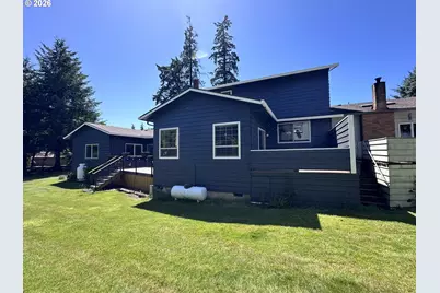 1110 NW Springwood Ln, McMinnville, OR 97128 - Photo 21