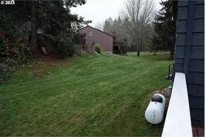 1110 NW Springwood Ln, McMinnville, OR 97128 - Photo 19