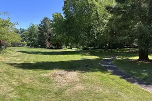 1110 NW Springwood Ln, McMinnville, OR 97128 - Photo 25