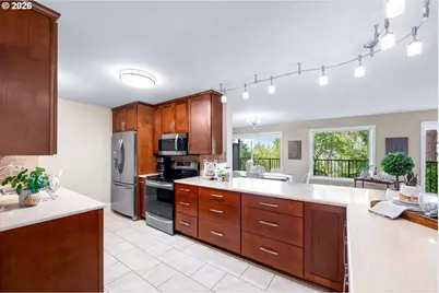 200 Burnham Rd #210, Lake Oswego, OR 97034 - Photo 17