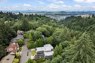 2725 SW Sherwood Dr, Portland, OR 97201 - Photo 43