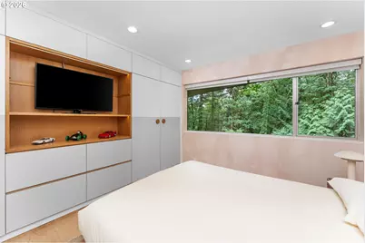 2725 SW Sherwood Dr, Portland, OR 97201 - Photo 37