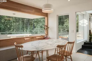 2725 SW Sherwood Dr, Portland, OR 97201 - Photo 9