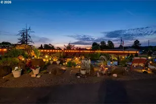 2673 NW Ashley Dr, Albany, OR 97321 - Photo 9