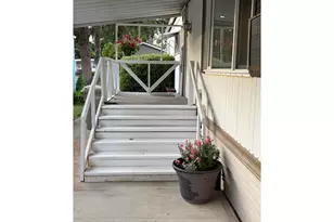 570 N 10th Ave, Cornelius, OR 97113 - Photo 7