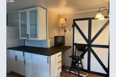 570 N 10th Ave #72, Cornelius, OR 97113 - Photo 9