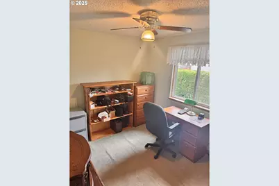 560 Maple St, Aumsville, OR 97325 - Photo 5