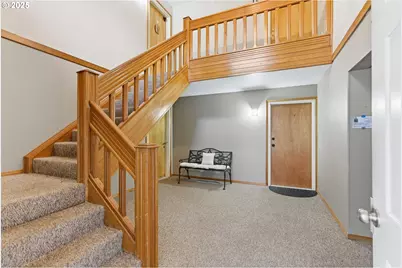 512 SW Eastman Pkwy, Gresham, OR 97080 - Photo 3