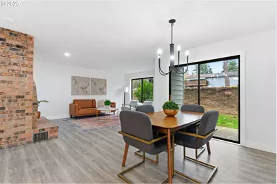 512 SW Eastman Pkwy, Gresham, OR 97080 - Photo 9