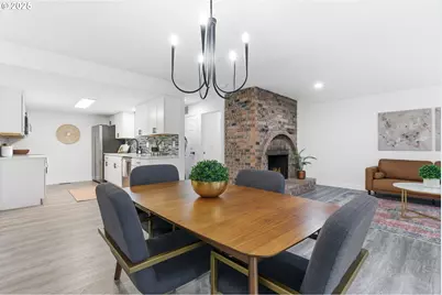 512 SW Eastman Pkwy, Gresham, OR 97080 - Photo 11