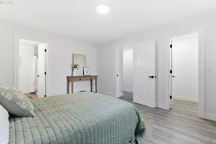 512 SW Eastman Pkwy, Gresham, OR 97080 - Photo 19