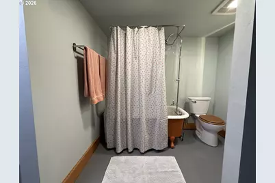 7138 N Knowles Ave, Portland, OR 97217 - Photo 31