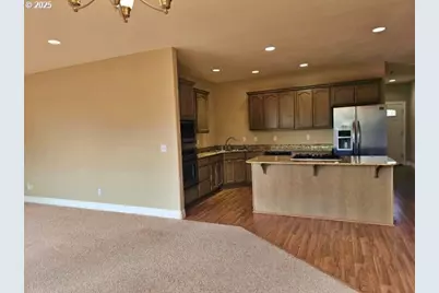 953 Inlet Loop, Coos Bay, OR 97420 - Photo 7