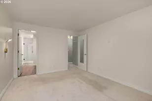 8720 SW Tualatin Rd, Tualatin, OR 97062 - Photo 13