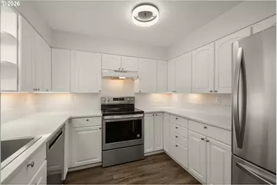 8720 SW Tualatin Rd #324, Tualatin, OR 97062 - Photo 9
