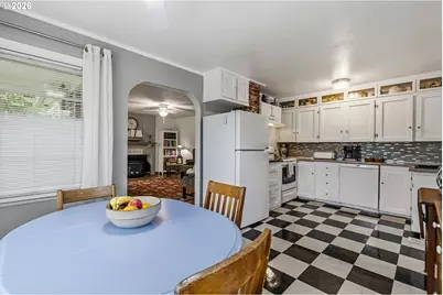 606 N Parkway Ave, Battle Ground, WA 98604 - Photo 13