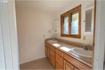 41284 Shindler Bridge Dr, Scio, OR 97374 - Photo 39