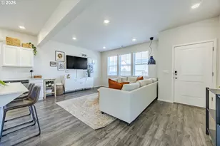 2886 W St, Springfield, OR 97477 - Photo 7