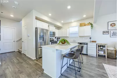 2886 W St, Springfield, OR 97477 - Photo 13