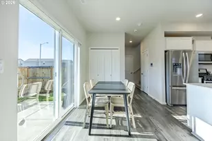 2886 W St, Springfield, OR 97477 - Photo 11