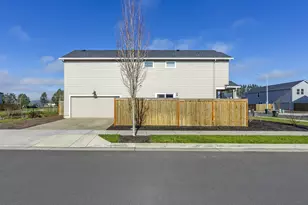 2886 W St, Springfield, OR 97477 - Photo 39