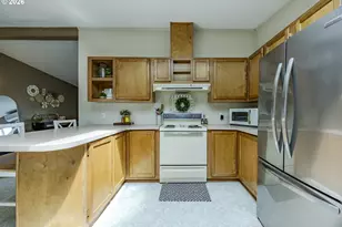 1939 McDonald Ct, Springfield, OR 97477 - Photo 15