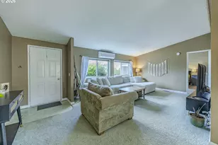 1939 McDonald Ct, Springfield, OR 97477 - Photo 7
