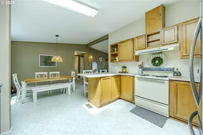 1939 McDonald Ct, Springfield, OR 97477 - Photo 17