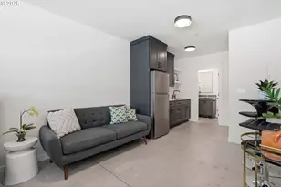 207 S Nebraska St, Portland, OR 97239 - Photo 39