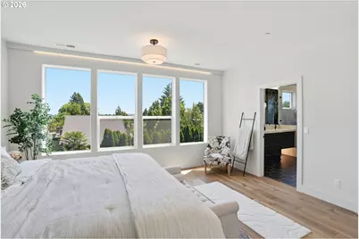 207 S Nebraska St, Portland, OR 97239 - Photo 23