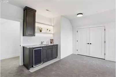 207 S Nebraska St, Portland, OR 97239 - Photo 33