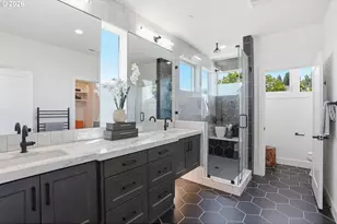 207 S Nebraska St, Portland, OR 97239 - Photo 25