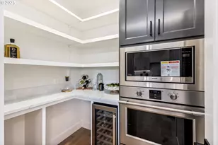 207 S Nebraska St, Portland, OR 97239 - Photo 21