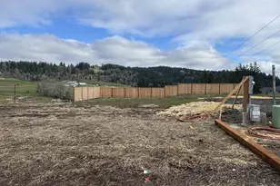 13233 NW Carson Rd, Portland, OR 97229 - Photo 17