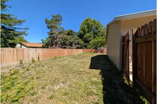 2057 NE Barberry Dr, Hillsboro, OR 97124 - Photo 15