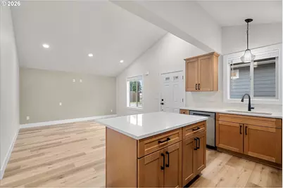 12276 Meadolawn Dr, Oregon City, OR 97045 - Photo 11
