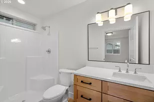 12276 Meadolawn Dr, Oregon City, OR 97045 - Photo 17