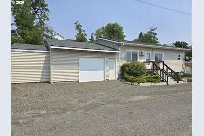 486 NW 2nd St, Dufur, OR 97021 - Photo 17