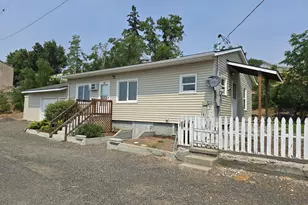 486 NW 2nd St, Dufur, OR 97021 - Photo 15