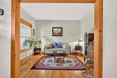 537 E Monroe St, Carlton, OR 97111 - Photo 9