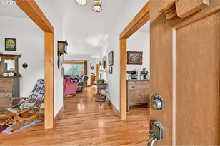 537 E Monroe St, Carlton, OR 97111 - Photo 7