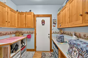 537 E Monroe St, Carlton, OR 97111 - Photo 21