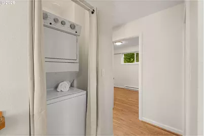 2187 W 15th Ct, Eugene, OR 97402 - Photo 15