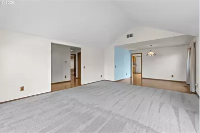 2204 NE 158th Ave, Portland, OR 97230 - Photo 11