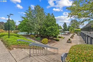 2204 NE 158th Ave, Portland, OR 97230 - Photo 43